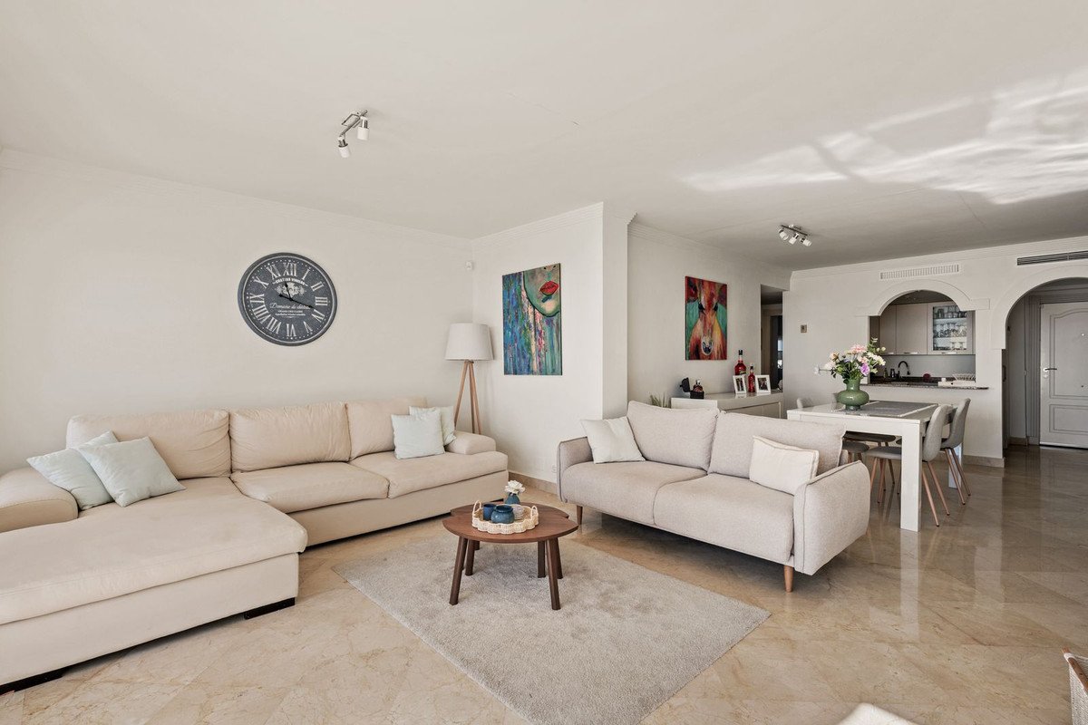 2 Bed Ground Floor Apartment in Estepona