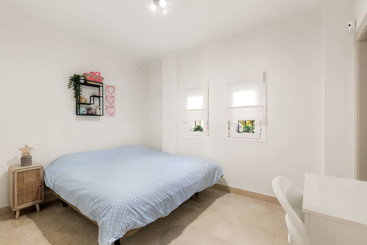 2 Bed Ground Floor Apartment in Estepona