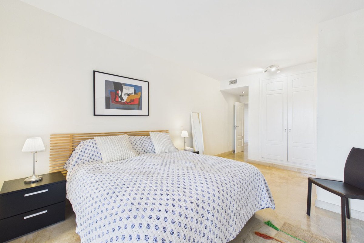 3 Bed Middle Floor Apartment in La Alcaidesa