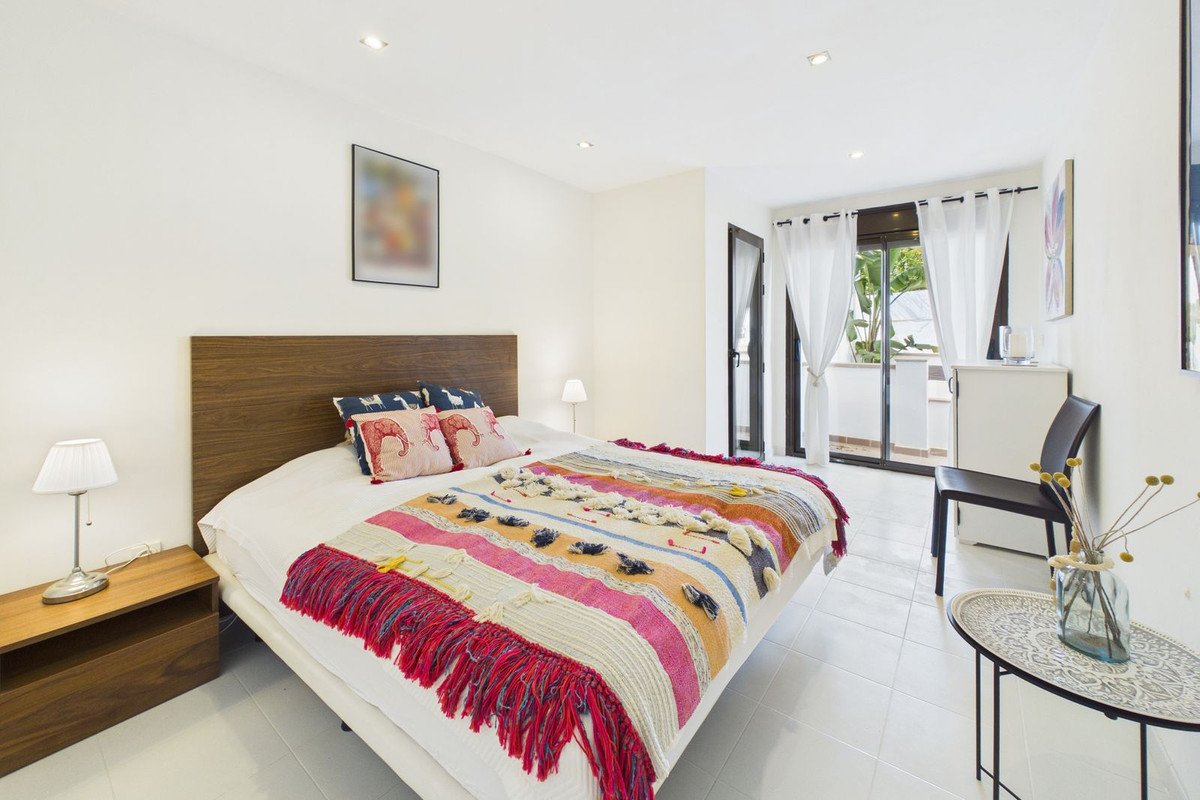 3 Bed Middle Floor Apartment in La Alcaidesa