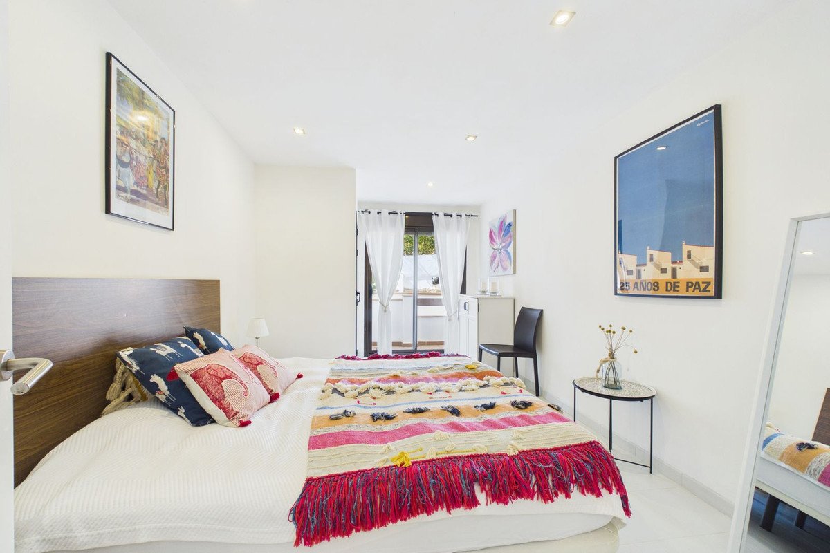 3 Bed Middle Floor Apartment in La Alcaidesa