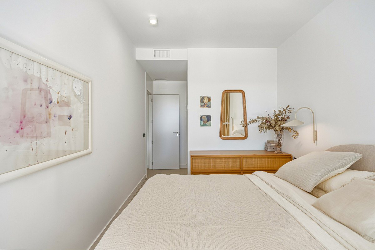 2 Bed Ground Floor Apartment in Altos de los Monteros