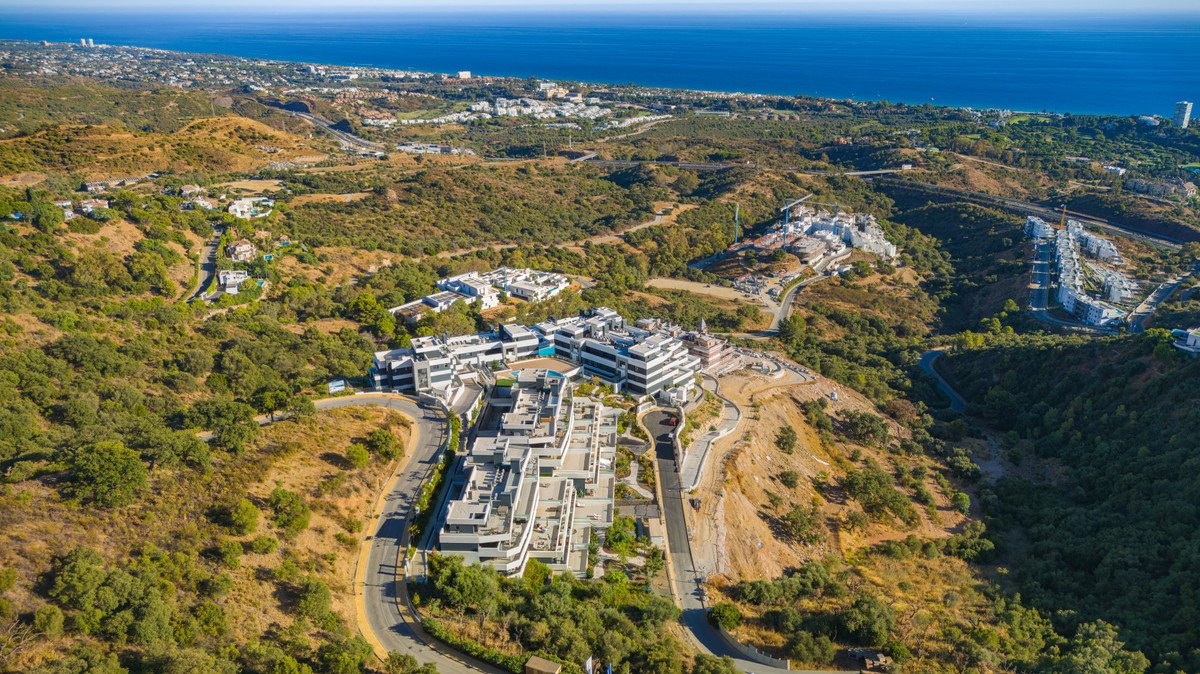2 Bed Ground Floor Apartment in Altos de los Monteros