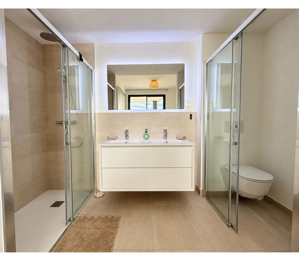 2 Bed Middle Floor Apartment in Higueron