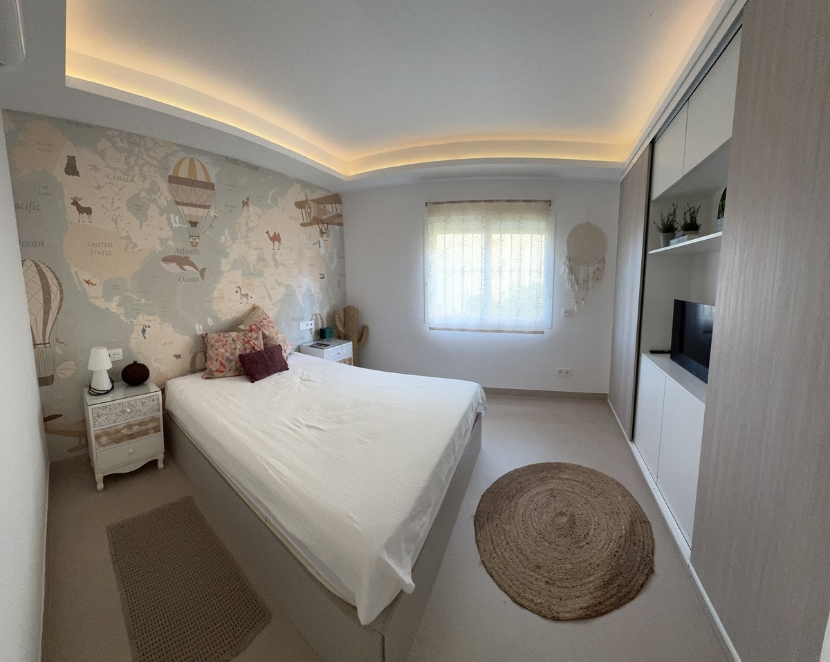 3 Bed Ground Floor Apartment in La Quinta
