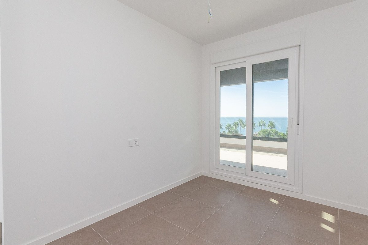 3 Bed Penthouse in El Chaparral