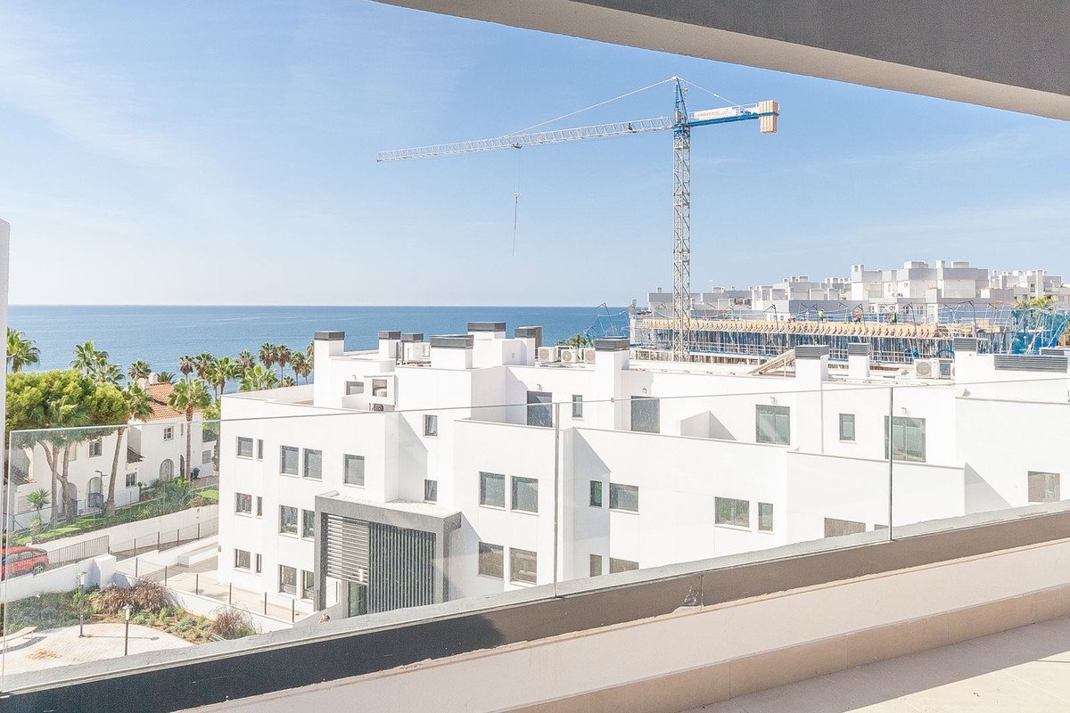 3 Bed Penthouse in El Chaparral