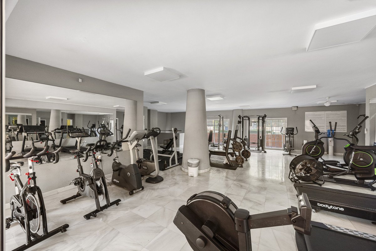 5 Bed Penthouse Duplex in Estepona