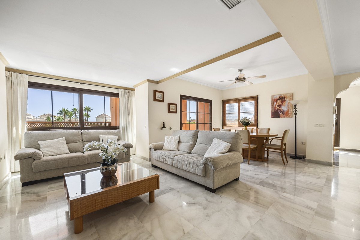 5 Bed Penthouse Duplex in Estepona