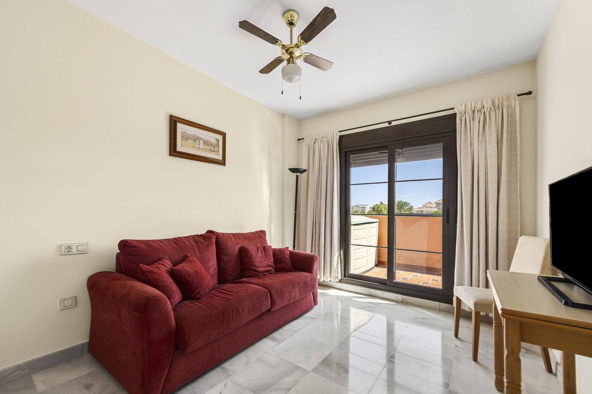 5 Bed Penthouse Duplex in Estepona