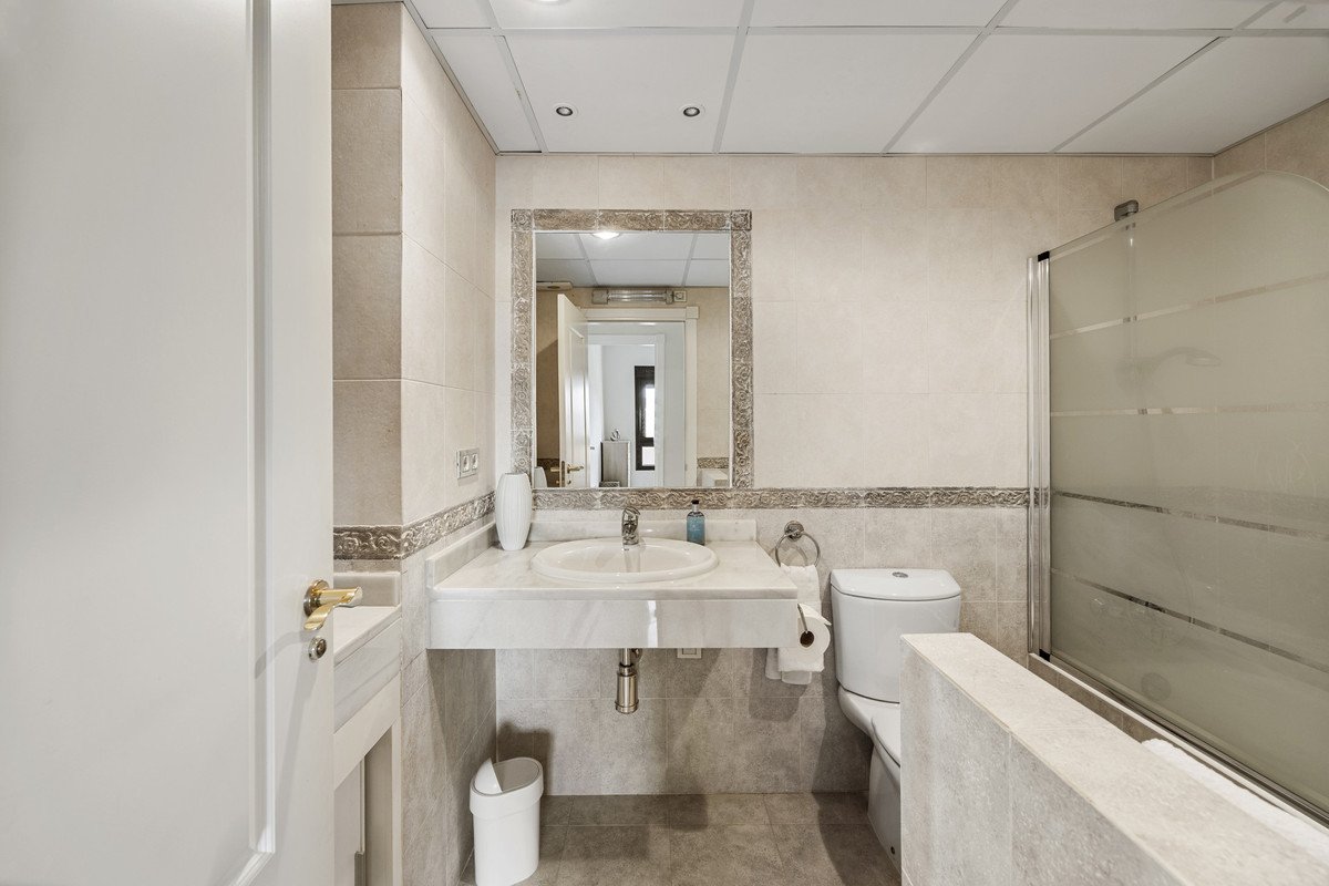 5 Bed Penthouse Duplex in Estepona