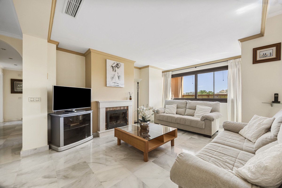 5 Bed Penthouse Duplex in Estepona