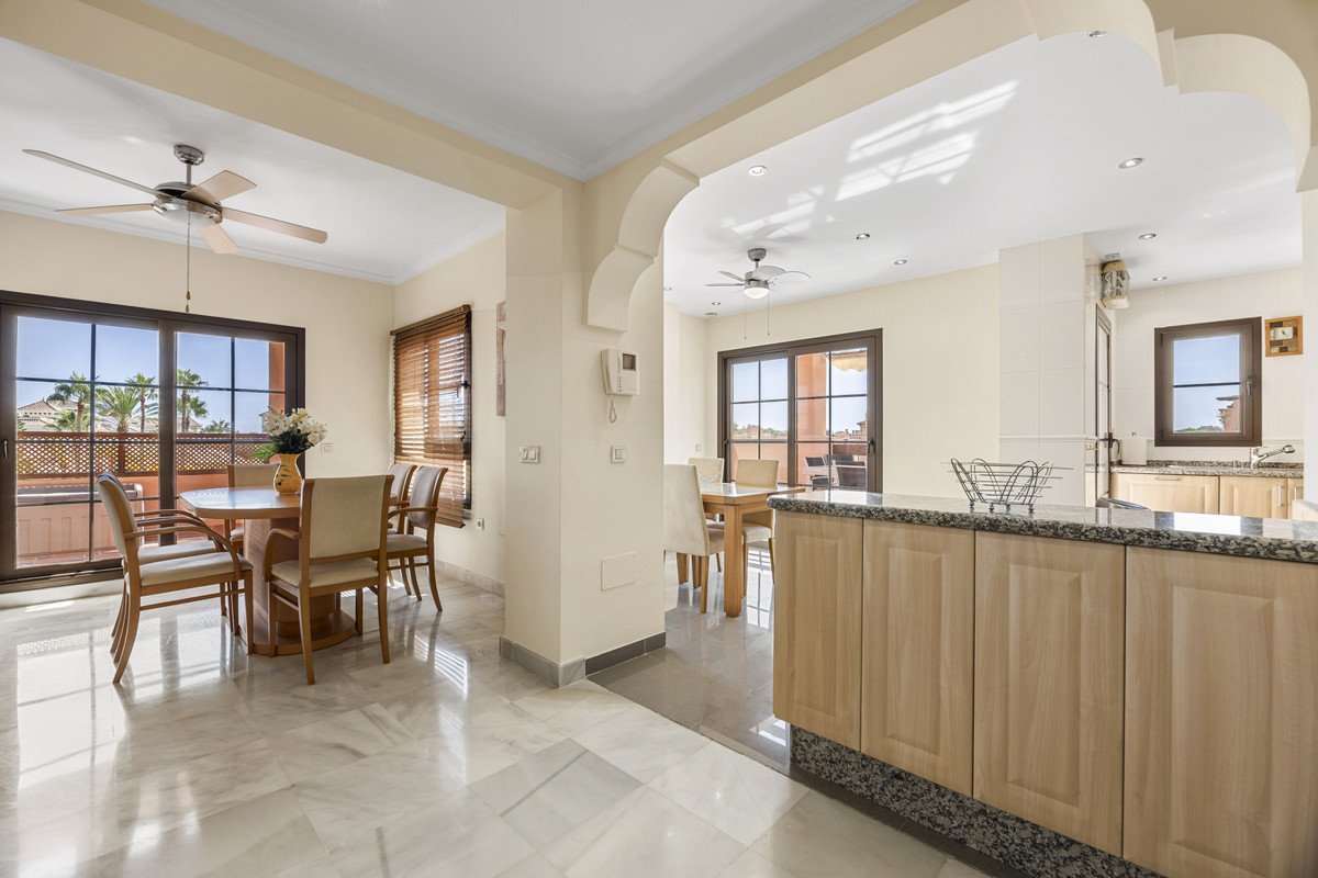5 Bed Penthouse Duplex in Estepona