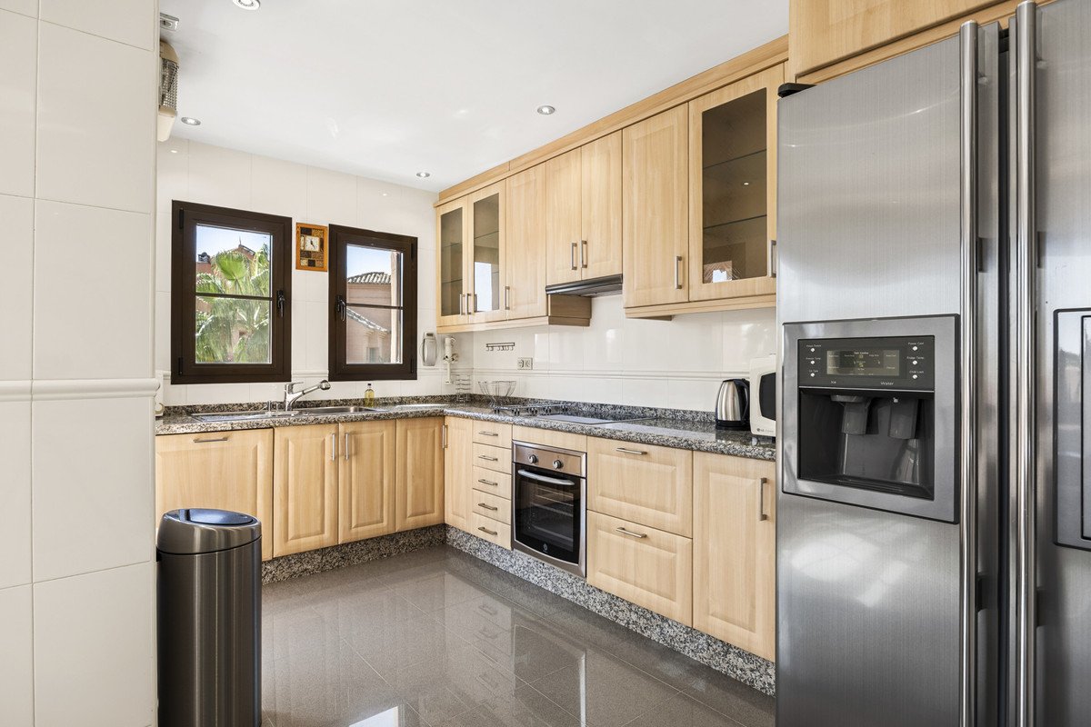 5 Bed Penthouse Duplex in Estepona