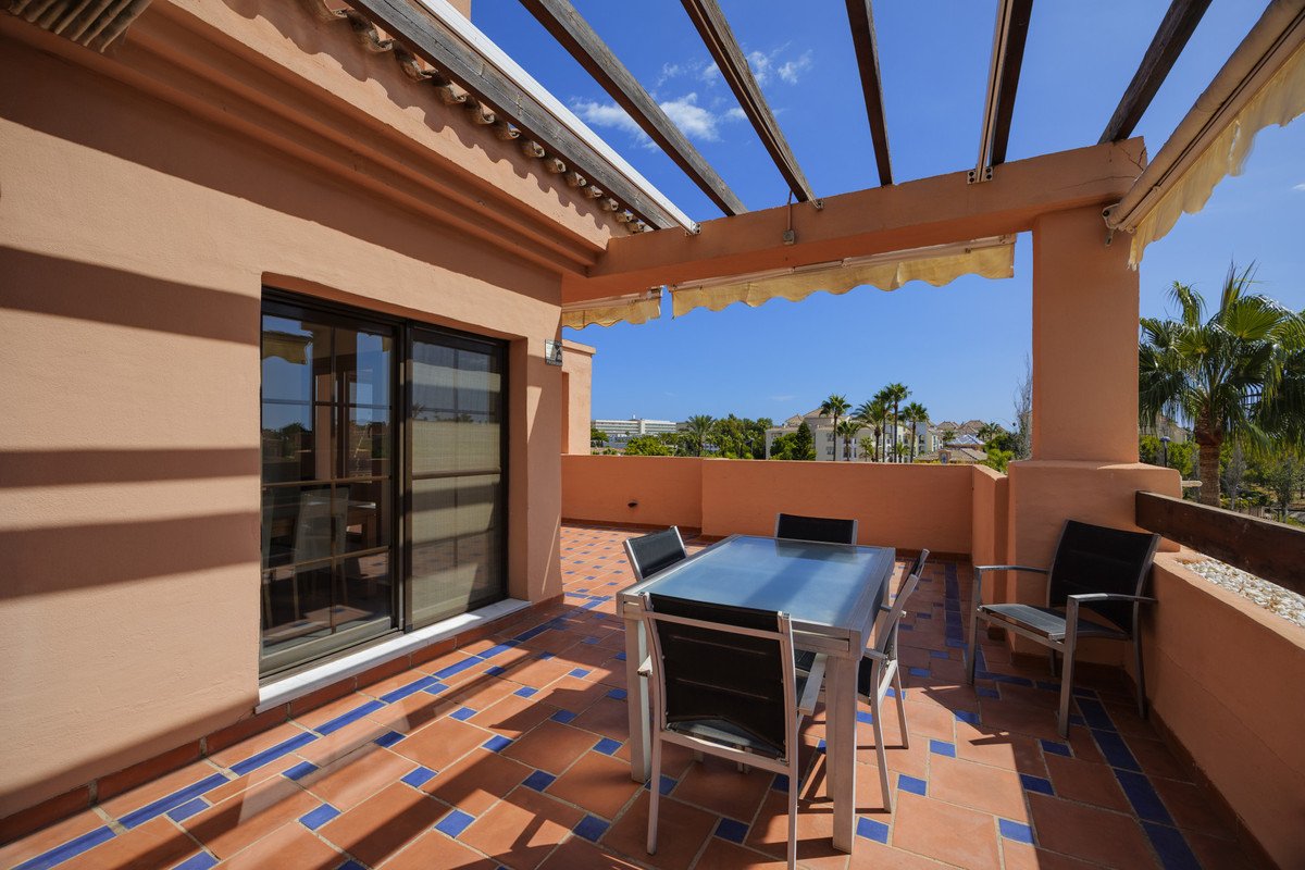 5 Bed Penthouse Duplex in Estepona