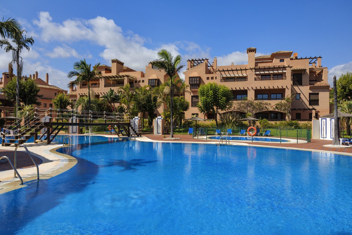 5 Bed Penthouse Duplex in Estepona