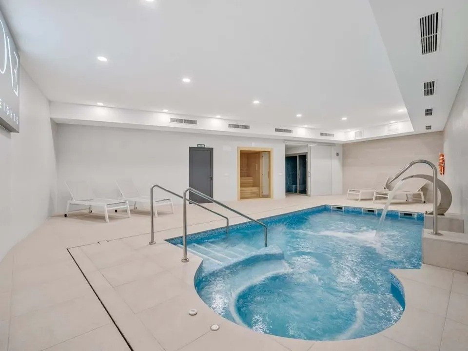 3 Bed Middle Floor Apartment in Calanova Golf