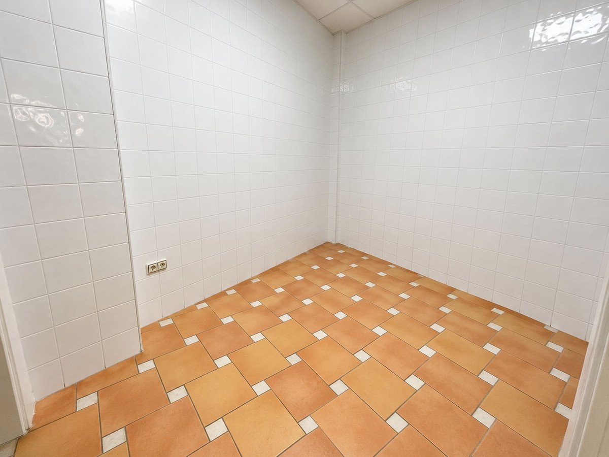 8 Bed Commercial Premises in Alhaurín el Grande