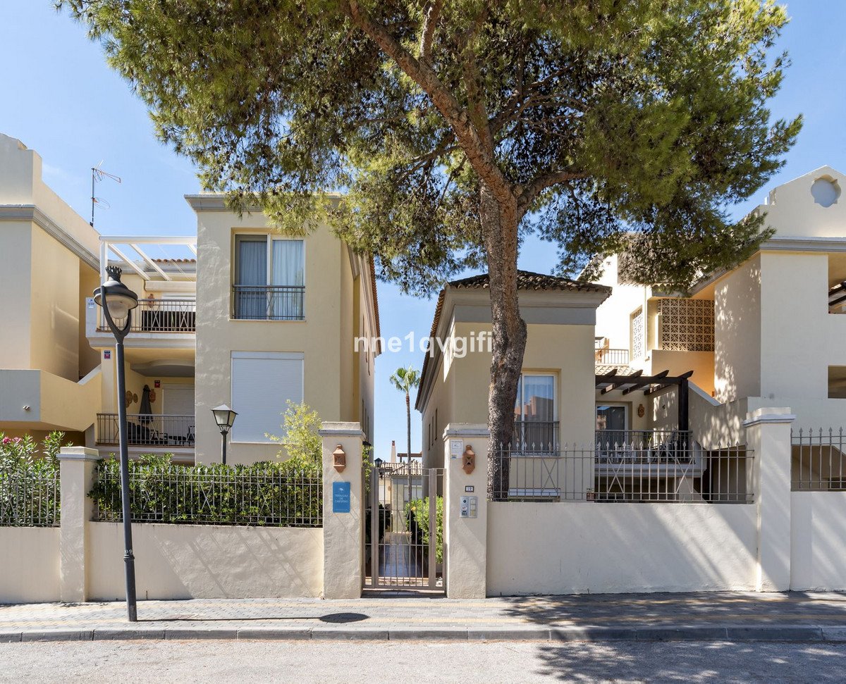 2 Bed Penthouse Duplex in Cabopino