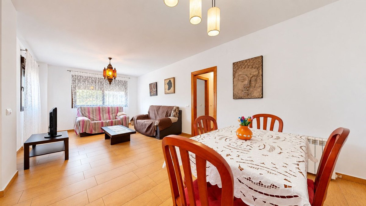7 Bed Detached Villa in Benalmadena