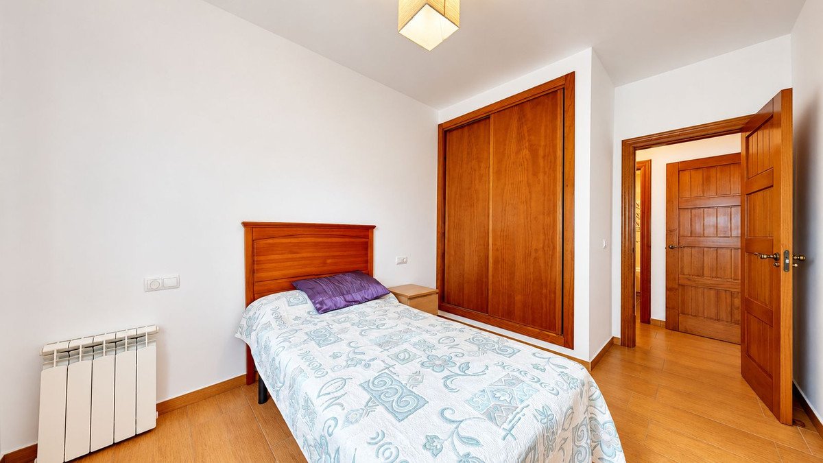 7 Bed Detached Villa in Benalmadena