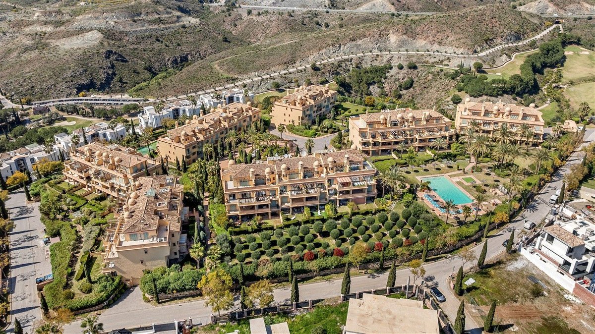 4 Bed Penthouse Duplex in Los Flamingos