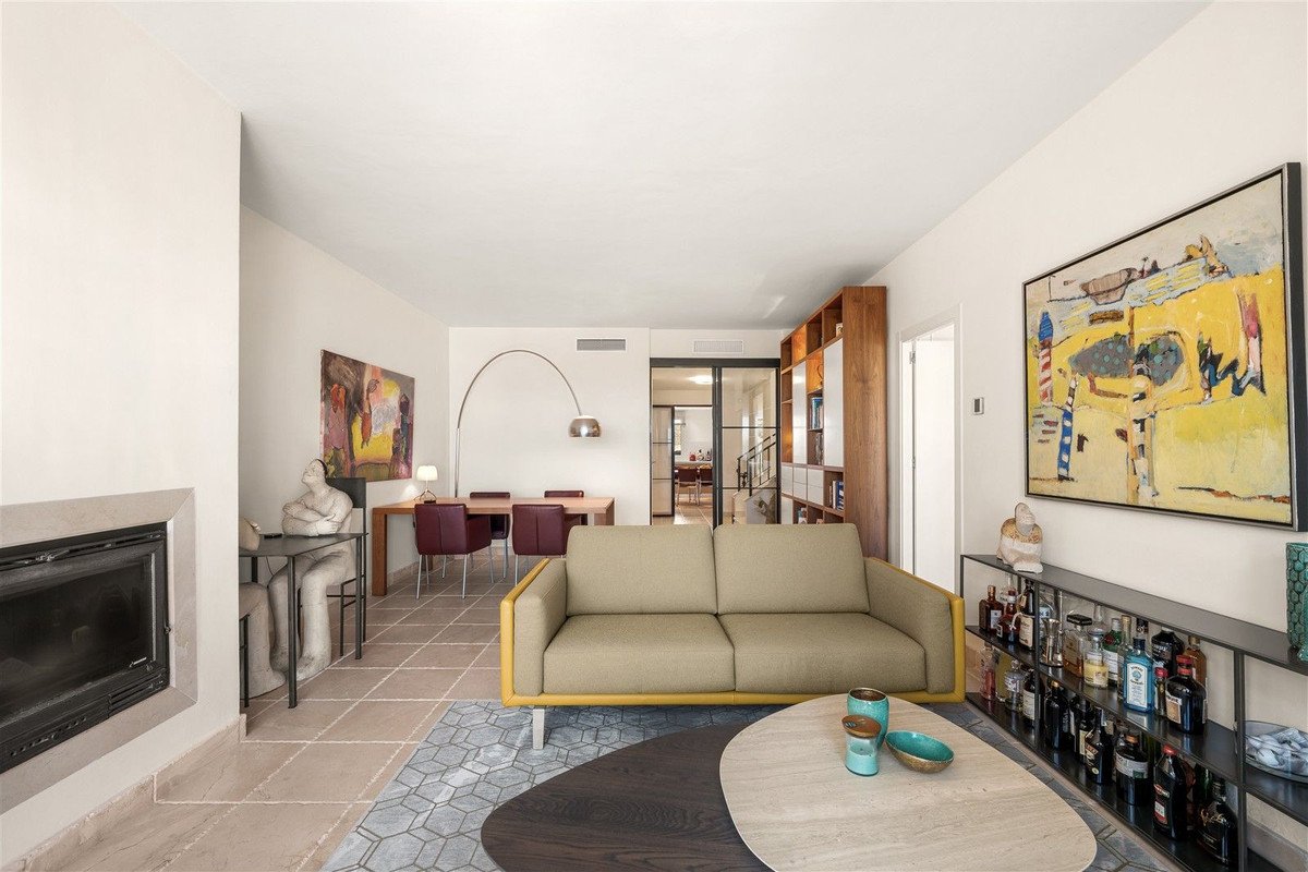 4 Bed Penthouse Duplex in Los Flamingos