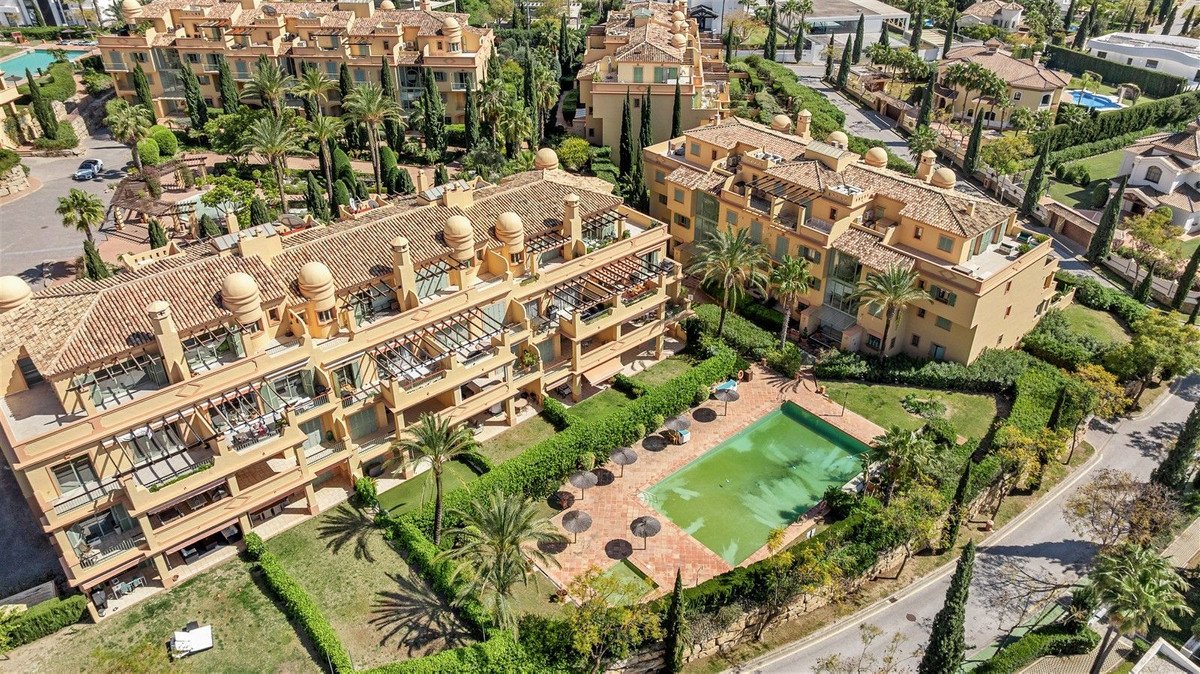 4 Bed Penthouse Duplex in Los Flamingos