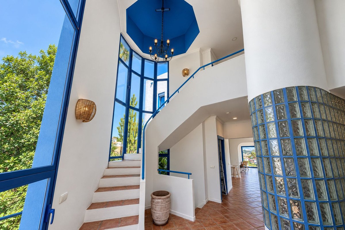 4 Bed Detached Villa in Cerros del Aguila