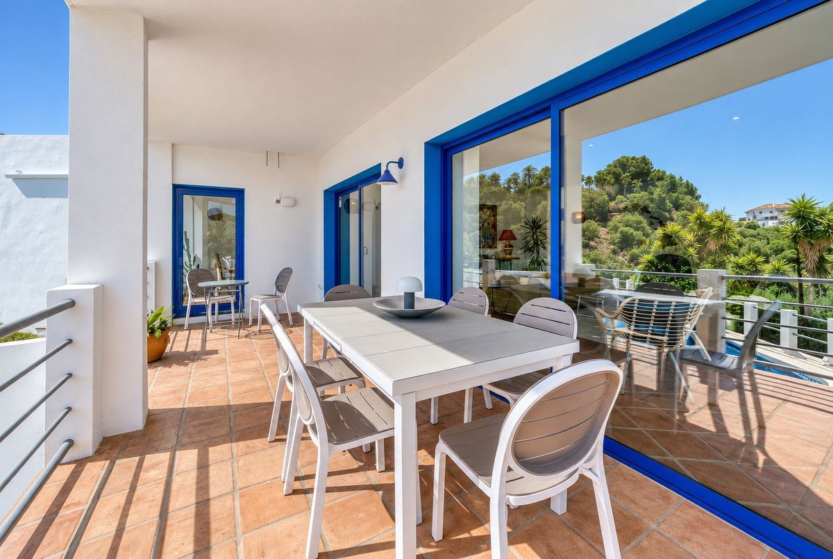 4 Bed Detached Villa in Cerros del Aguila