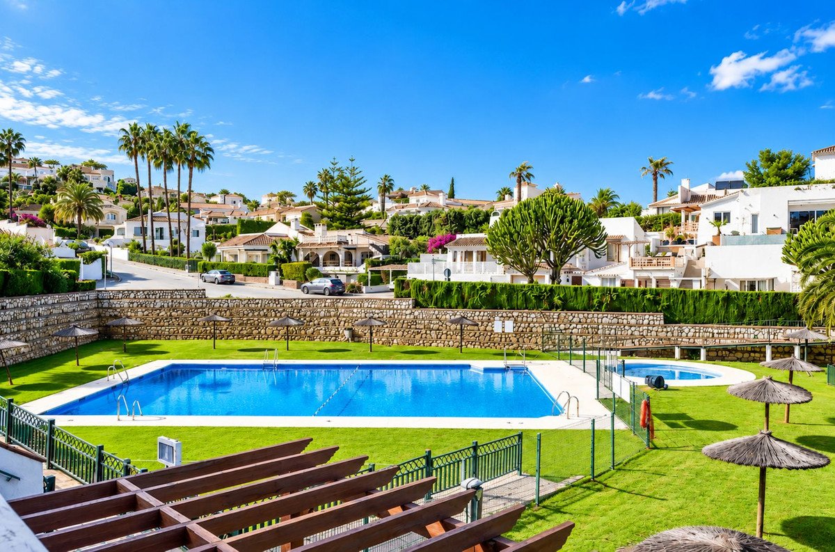 4 Bed Detached Villa in Cerros del Aguila