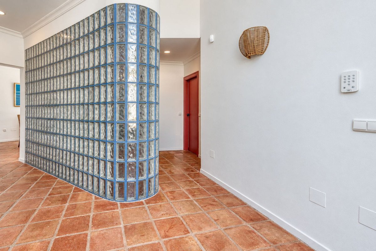 4 Bed Detached Villa in Cerros del Aguila
