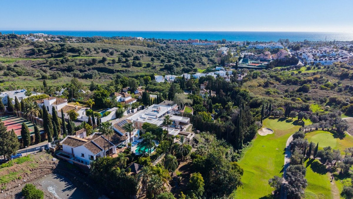 5 Bed Detached Villa in Benahavís