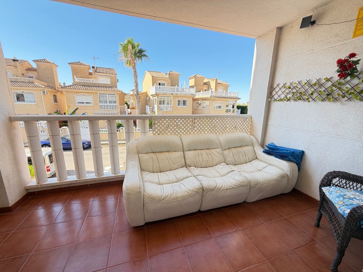 2 Bed Ground Floor Apartment in Villamartin