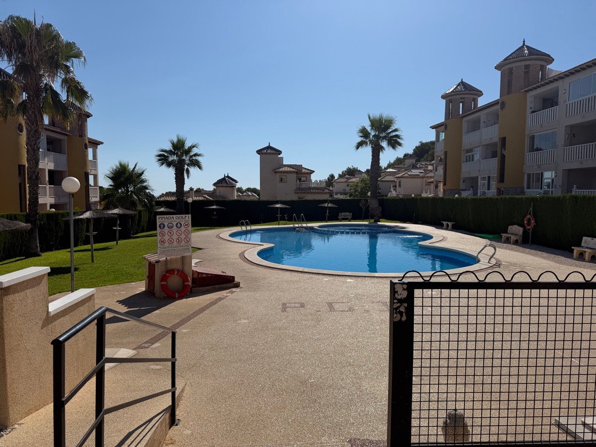 2 Bed Ground Floor Apartment in Villamartin