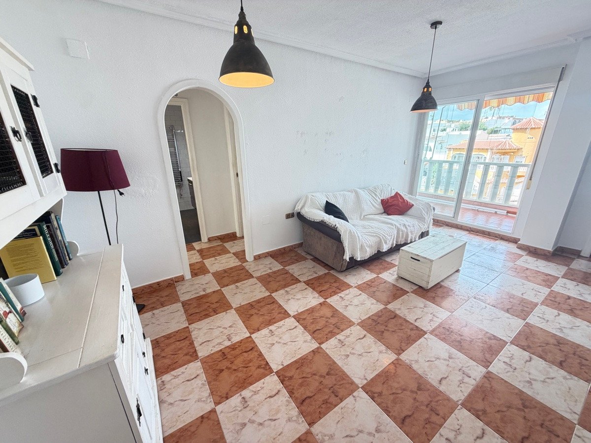 2 Bed Ground Floor Apartment in Villamartin