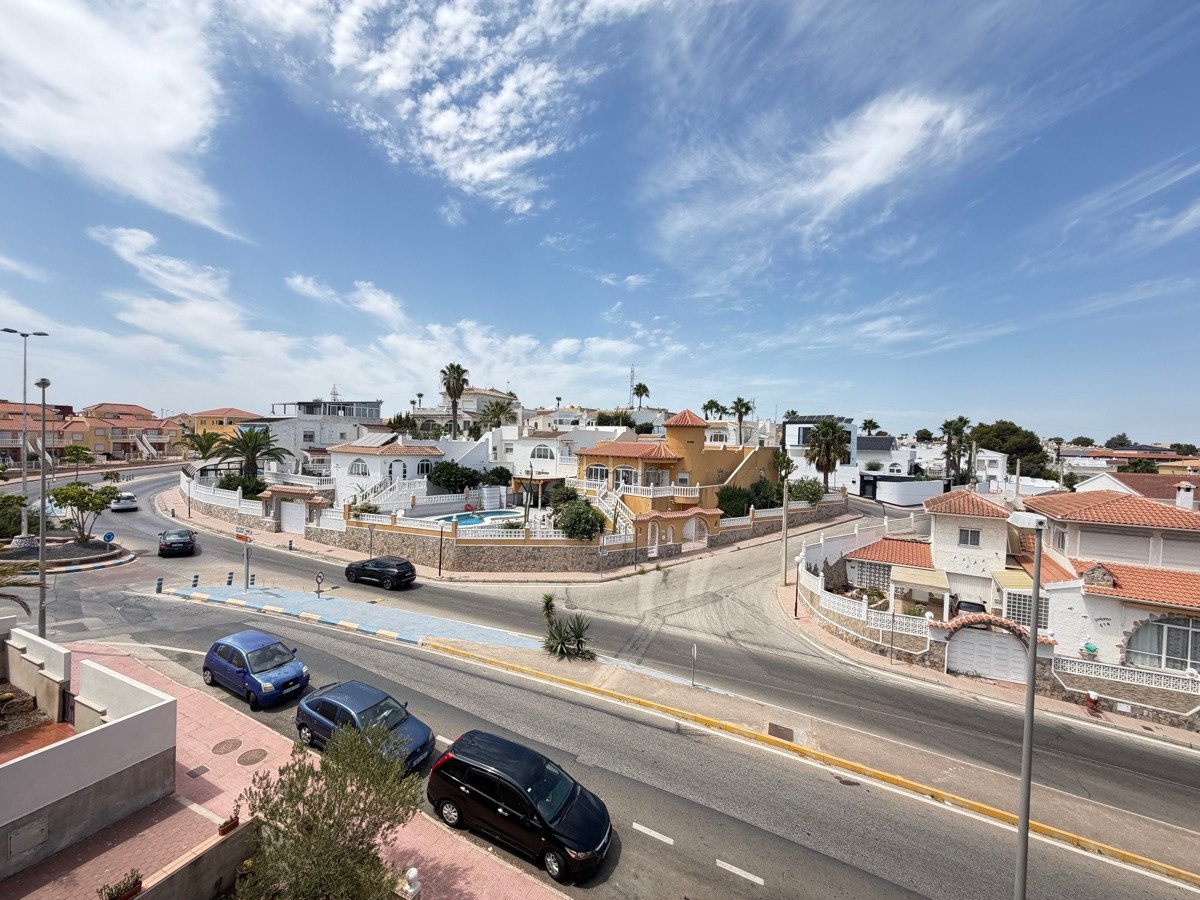 2 Bed Ground Floor Apartment in Villamartin