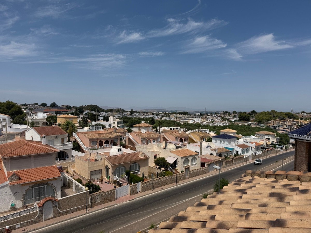 2 Bed Ground Floor Apartment in Villamartin