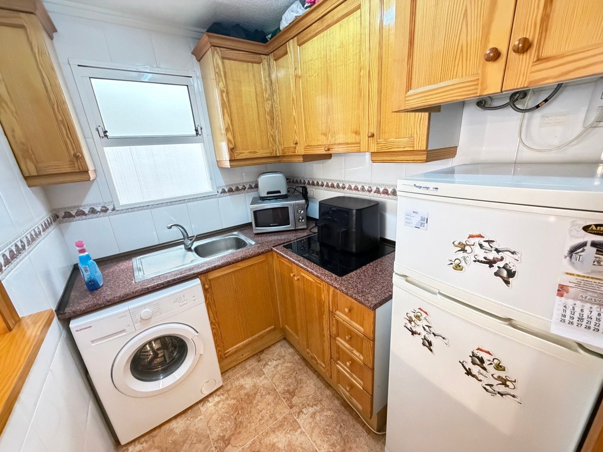 2 Bed Ground Floor Apartment in Torrevieja