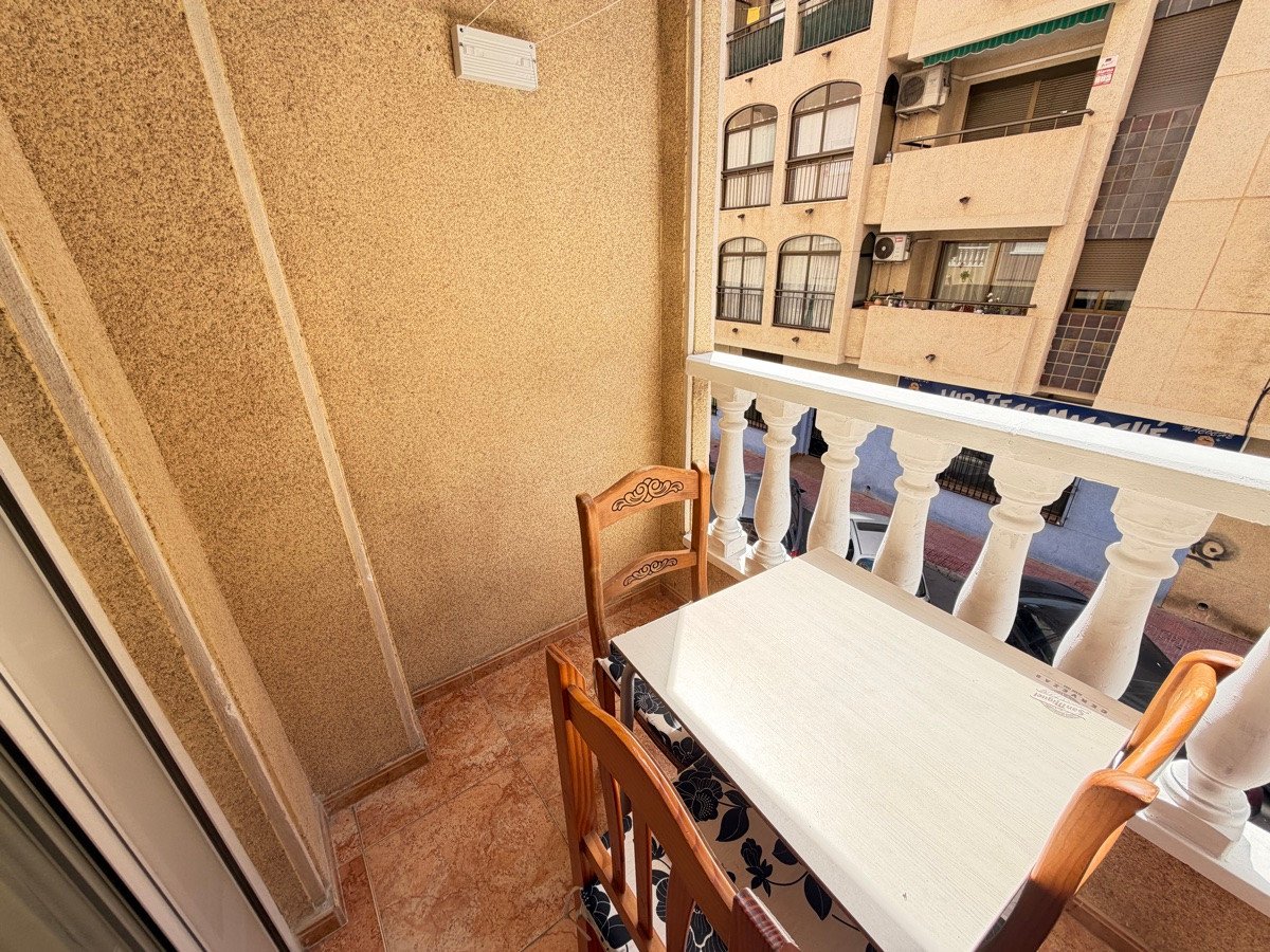 2 Bed Ground Floor Apartment in Torrevieja