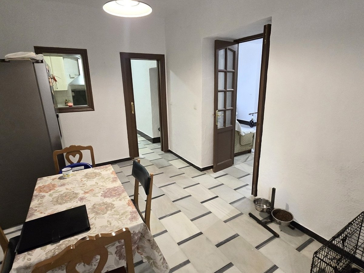 7 Bed Townhouse in Macael