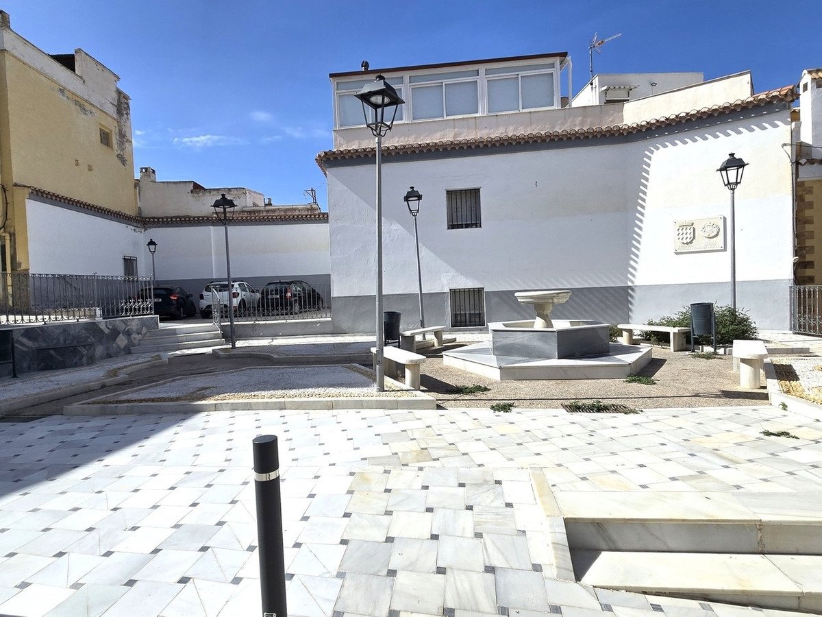 7 Bed Townhouse in Macael