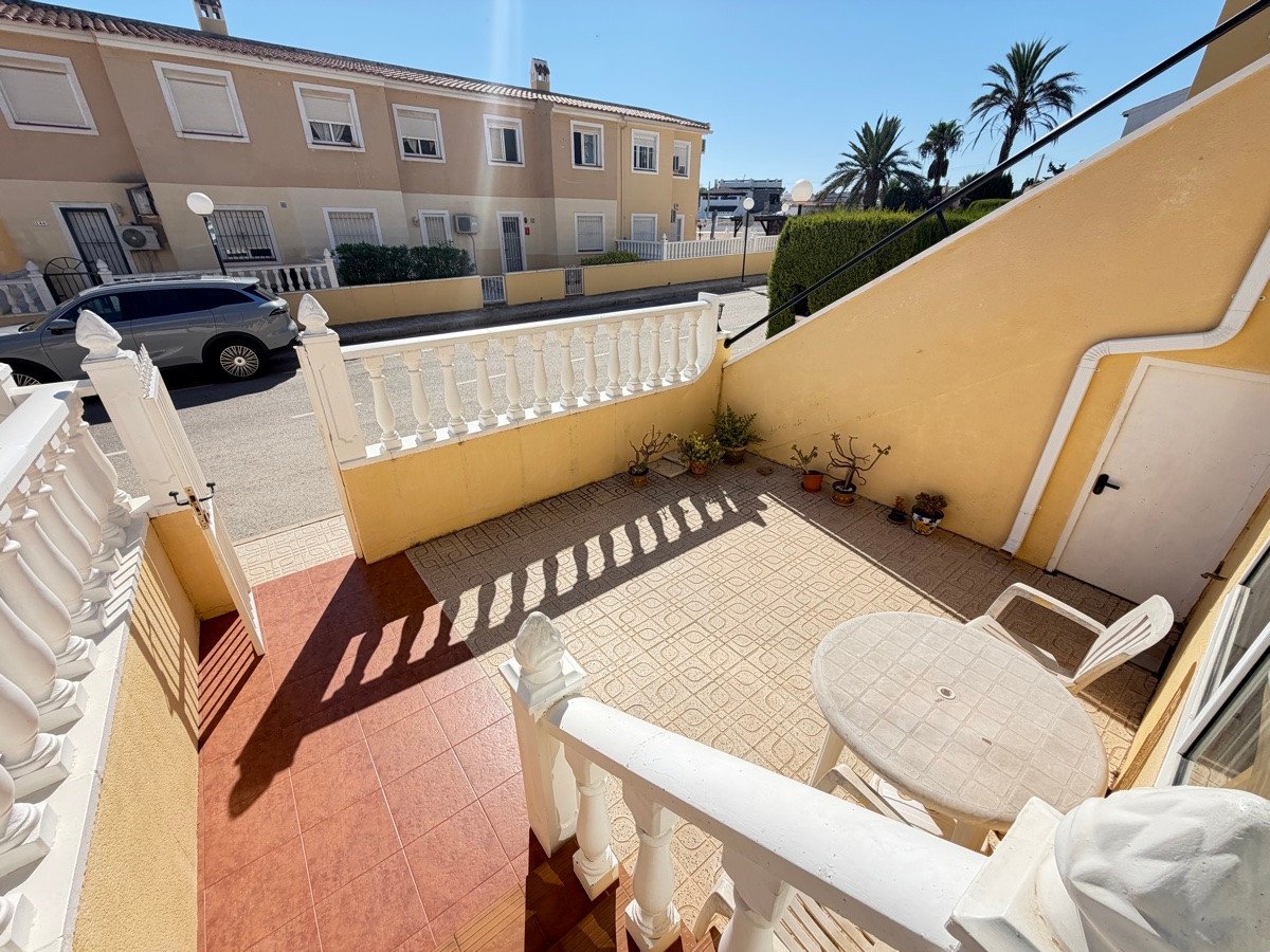 2 Bed Ground Floor Apartment in Villamartin