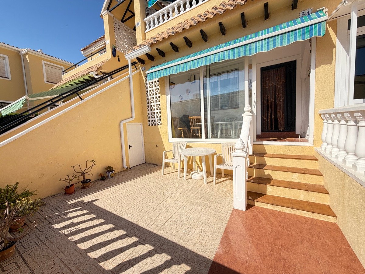 2 Bed Ground Floor Apartment in Villamartin