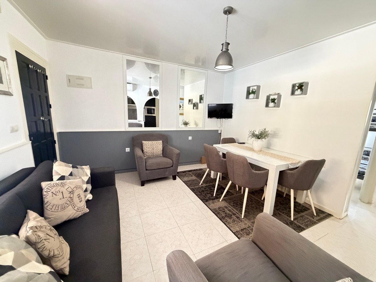 2 Bed Ground Floor Apartment in Villamartin