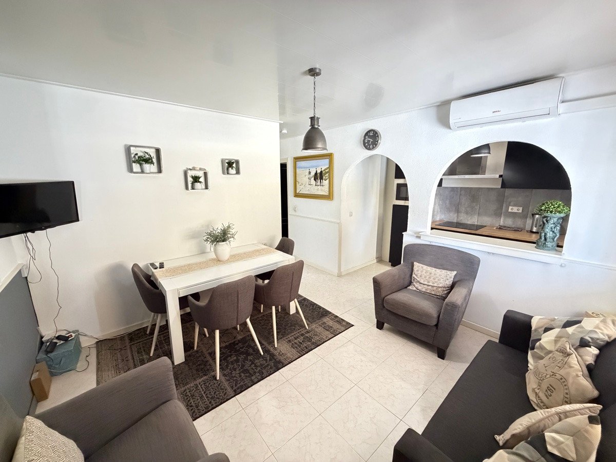 2 Bed Ground Floor Apartment in Villamartin