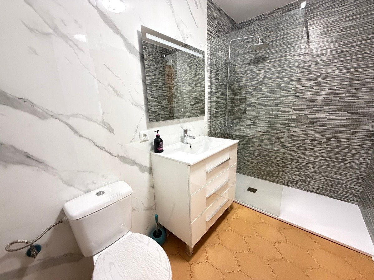2 Bed Ground Floor Apartment in Villamartin