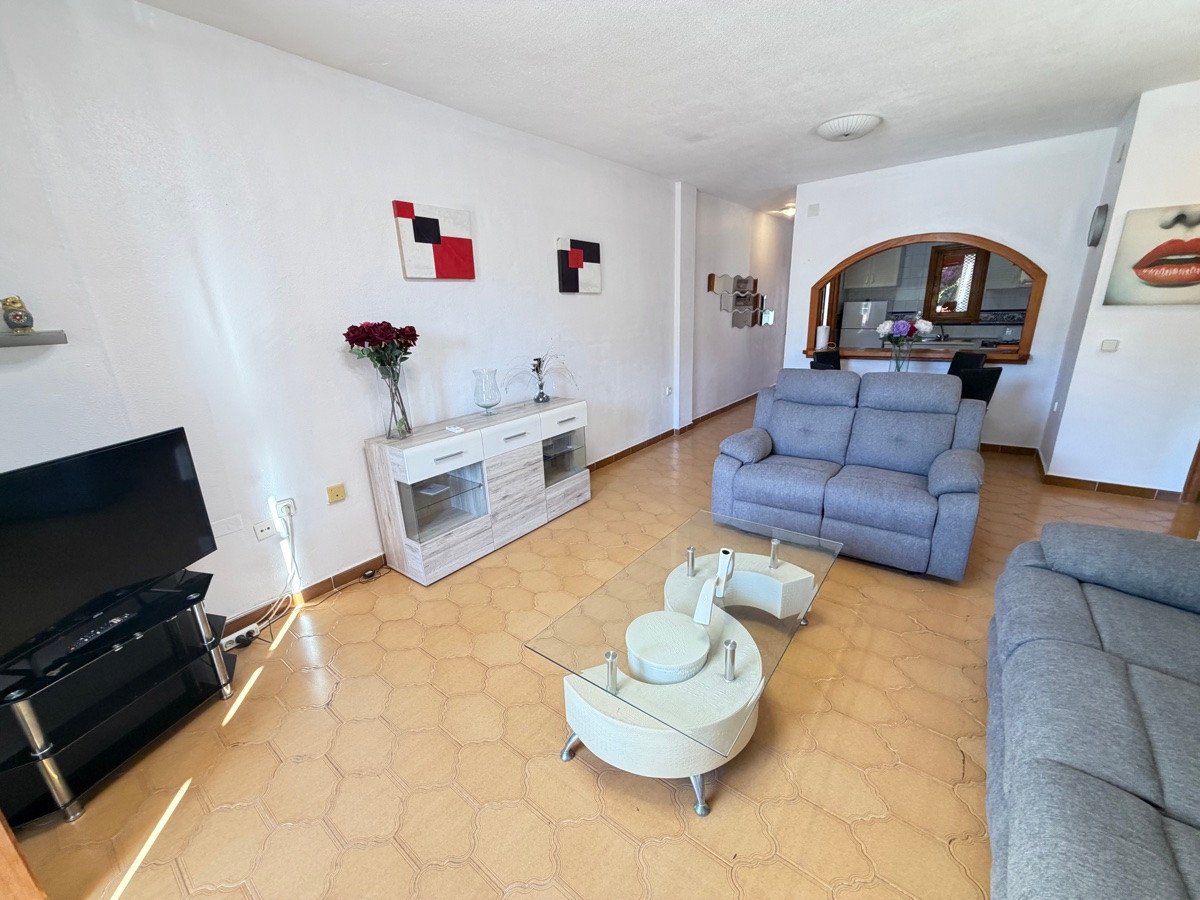 2 Bed Ground Floor Apartment in Villamartin