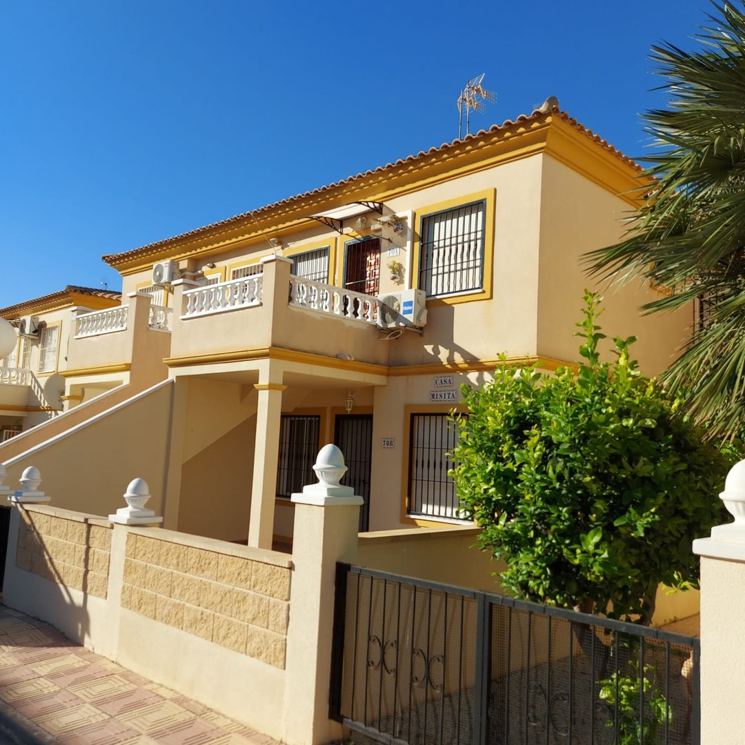 2 Bed Ground Floor Apartment in Playa Flamenca
