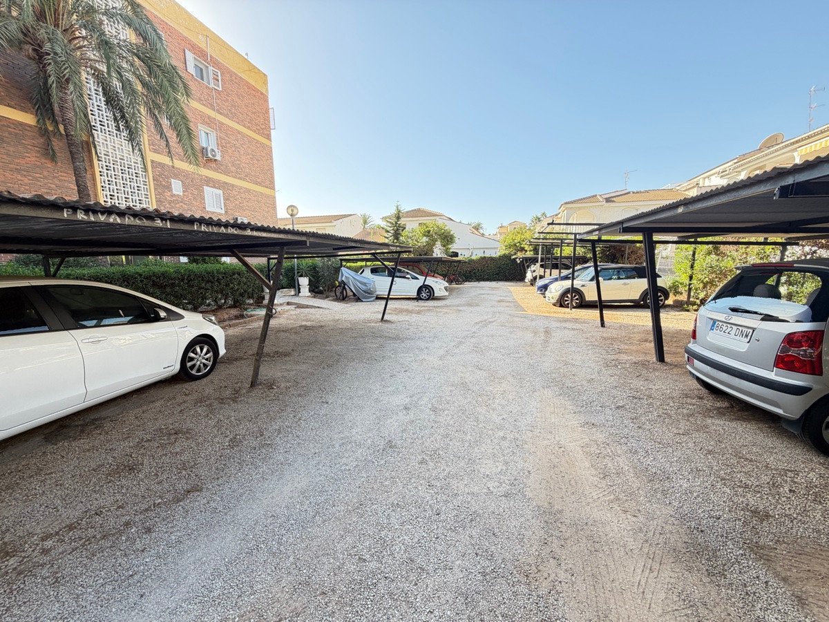 2 Bed Ground Floor Apartment in La Zenia